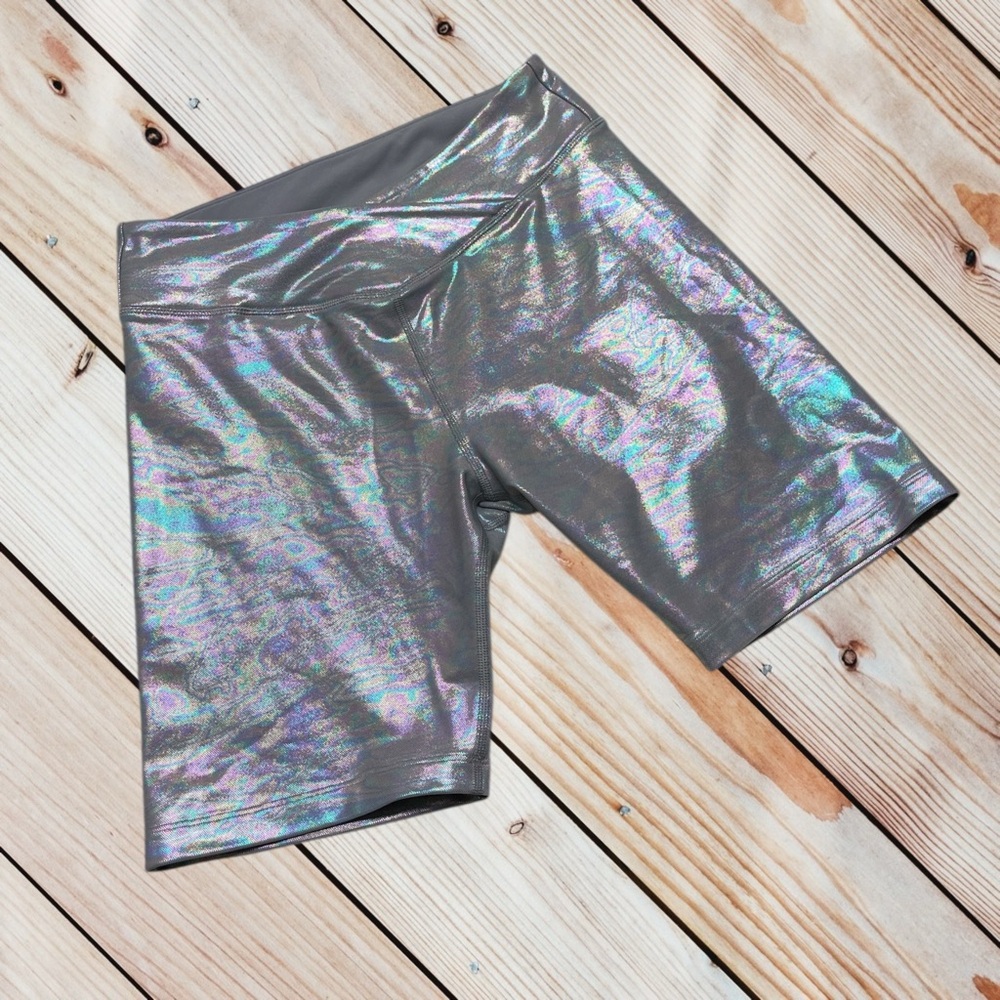 Lorna Jane L holographic bike shorts View 2